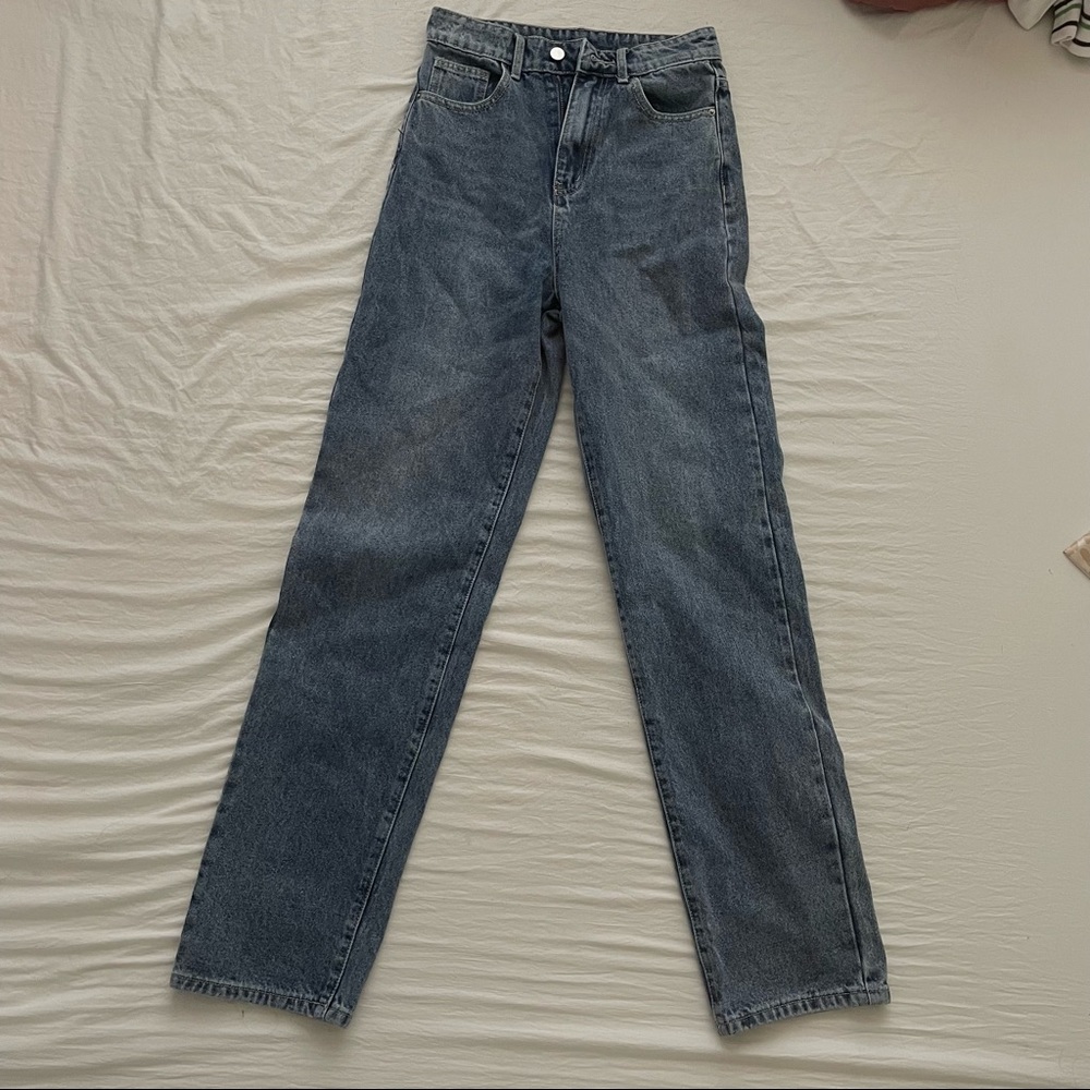Shein xs (2-4) pants (90’s Straight leg)